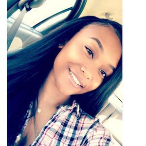 Meet your Posher, Rasha